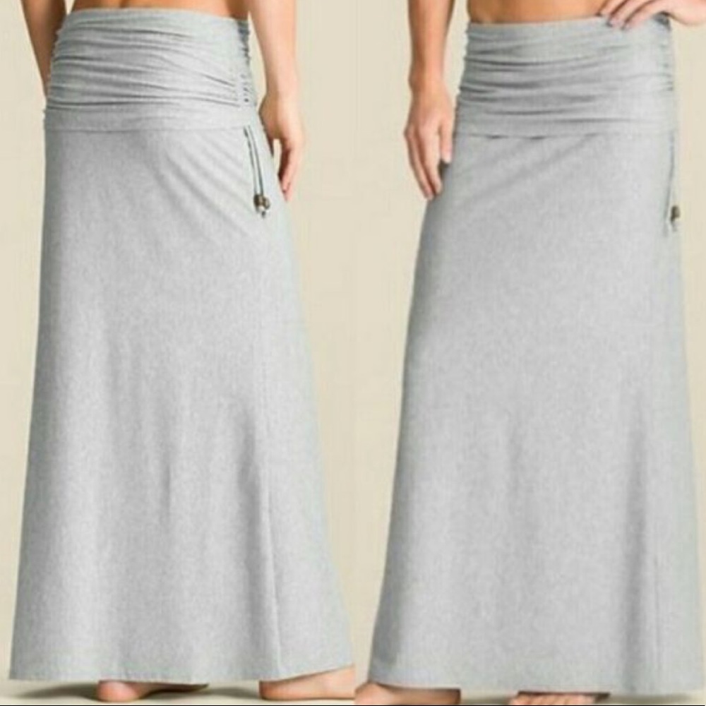Athleta skirt